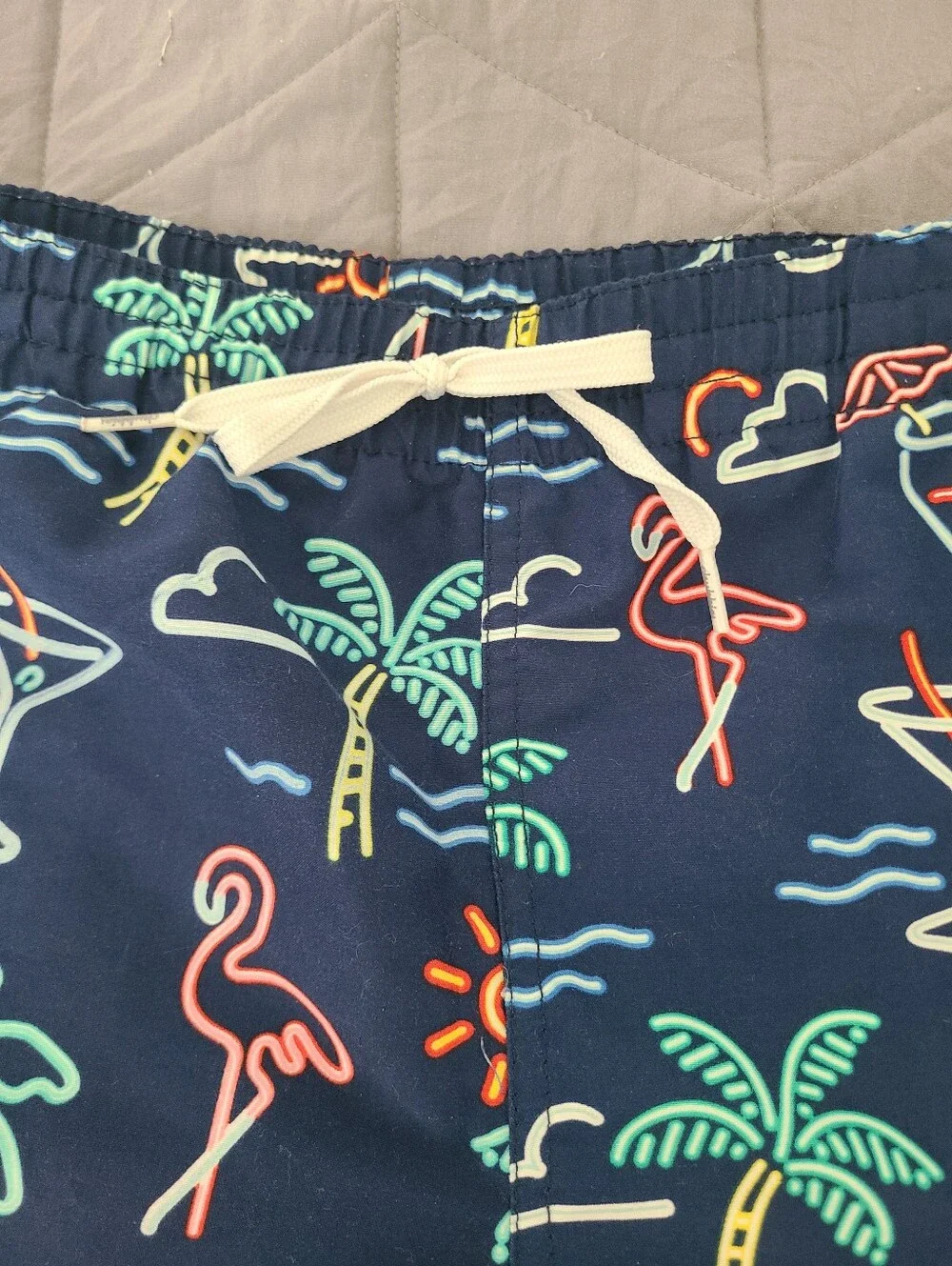 CHUBBIES Swim Trunks Men's Size L Neon Lights Board Shorts Beach 5.5 inseam Pool